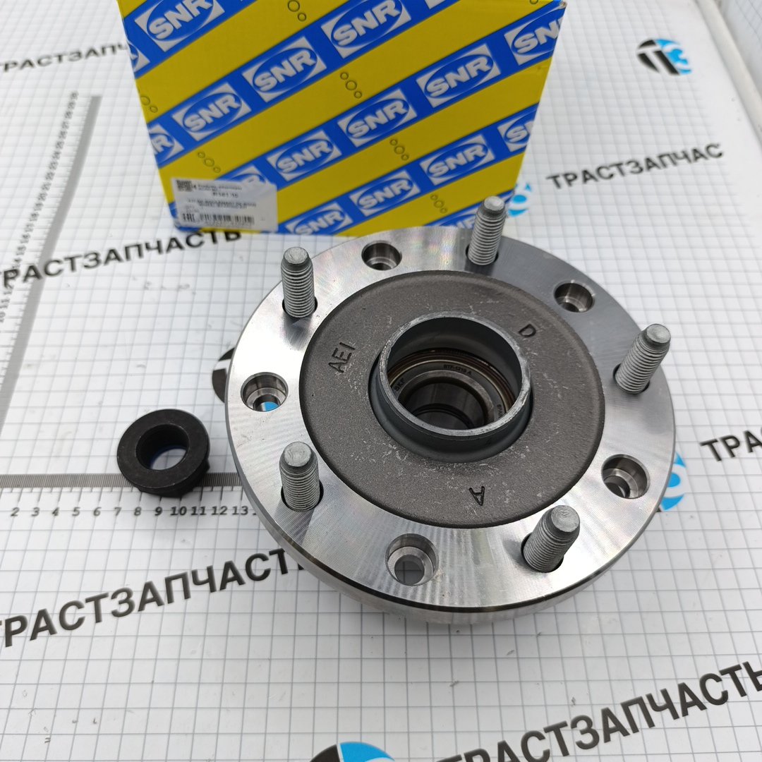 Ступица колеса задняя TR > 06 FWD R15 BK212B664AB/1377911/1756721 SNR (c гайкой) - Миниатюра товара 1