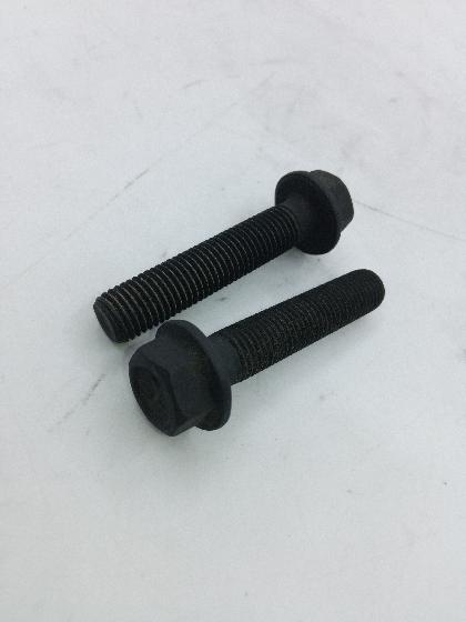 Болт шатуна Fiat 2.3 ( Евро3-4 ) 500372389 NAVECO