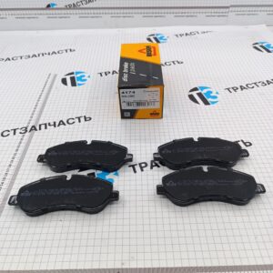 Тормозные колодки передние TR > 14 г. (без датчиков) BESER