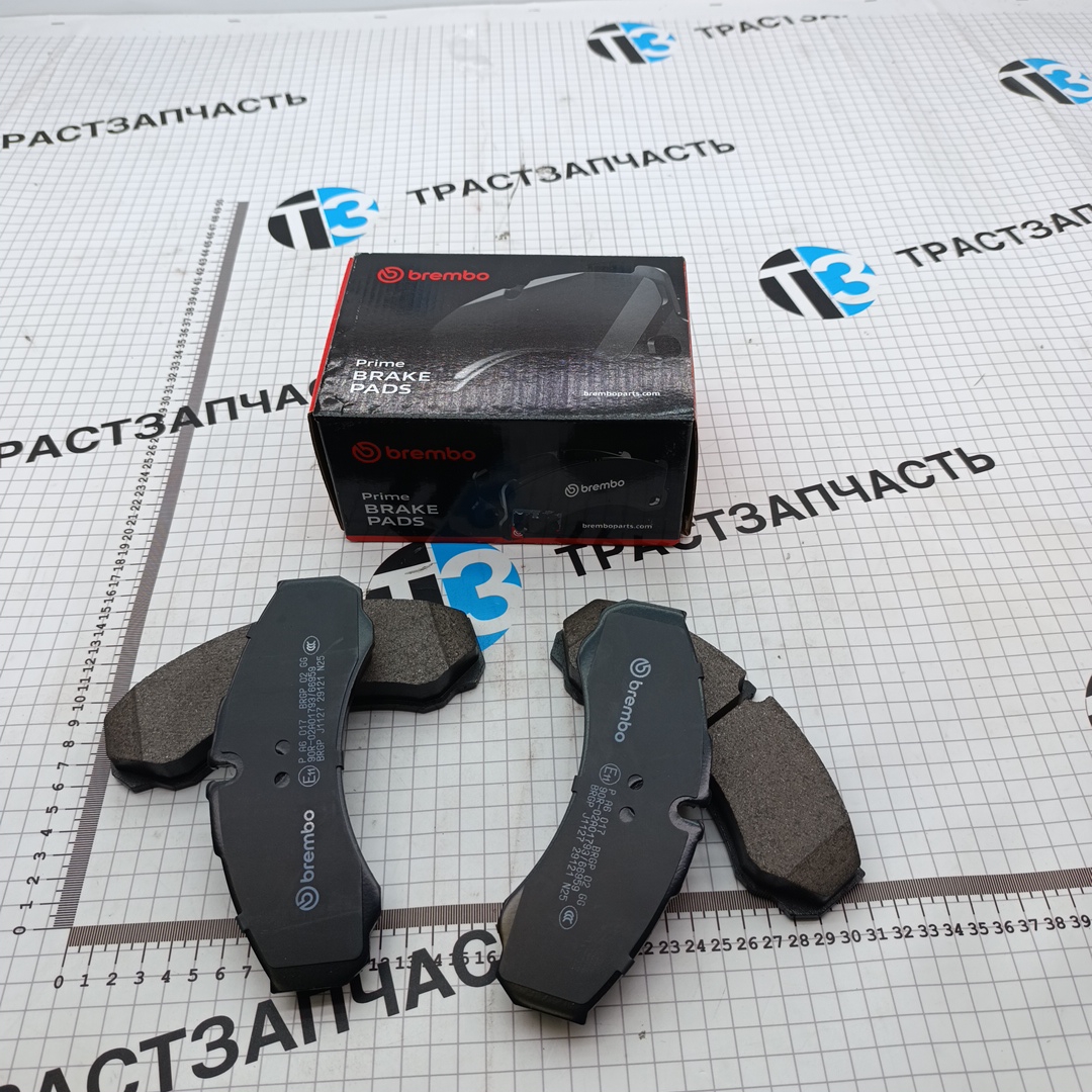 Тормозные колодки задние Iveco Daily 50C15 BREMBO - Миниатюра товара 1
