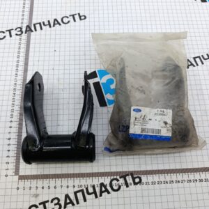 Серьга рессоры Ford ТЗ TR > 06 8C115776AA/1526559/2305164/2538847 OTOCAH