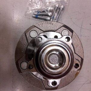 Ступица колеса передняя Ford ТЗ TR > 14 (задний привод, односкатные колеса) SKF
