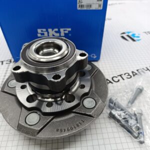 Ступица колеса передняя Ford ТЗ TR > 14 (задний привод, односкатные колеса) SKF
