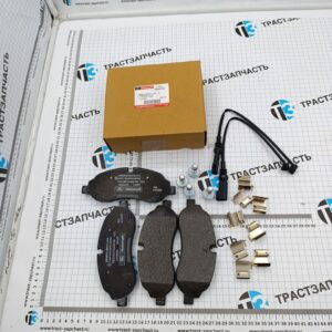 Тормозные колодки передние TR > 14 г. (+2датчики износа) Ford