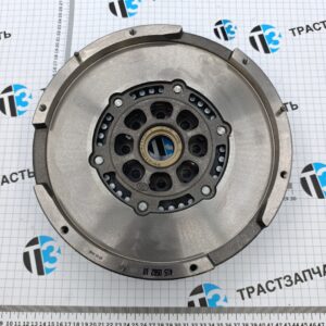 Маховик Ford ТЗ (двухмассовый) 2,2 125 FWD (пер.прив) VMT6 1857693/2224526/415056210 LUK EUROPE
