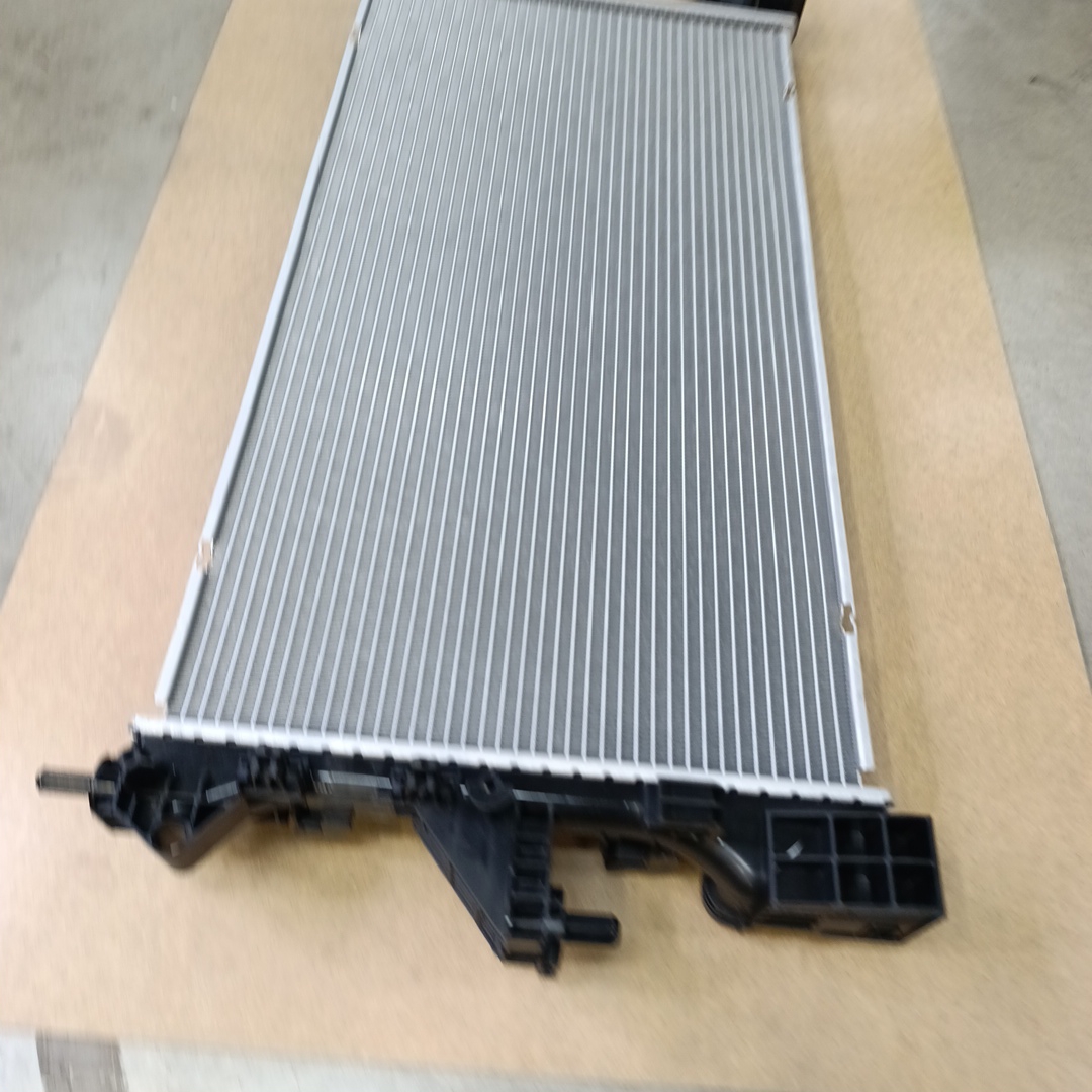 Радиатор охлаждения (ДВС) основной Peugeot Boxer (Евро 6) 1613996380/1626264480 KALE - Миниатюра товара 1