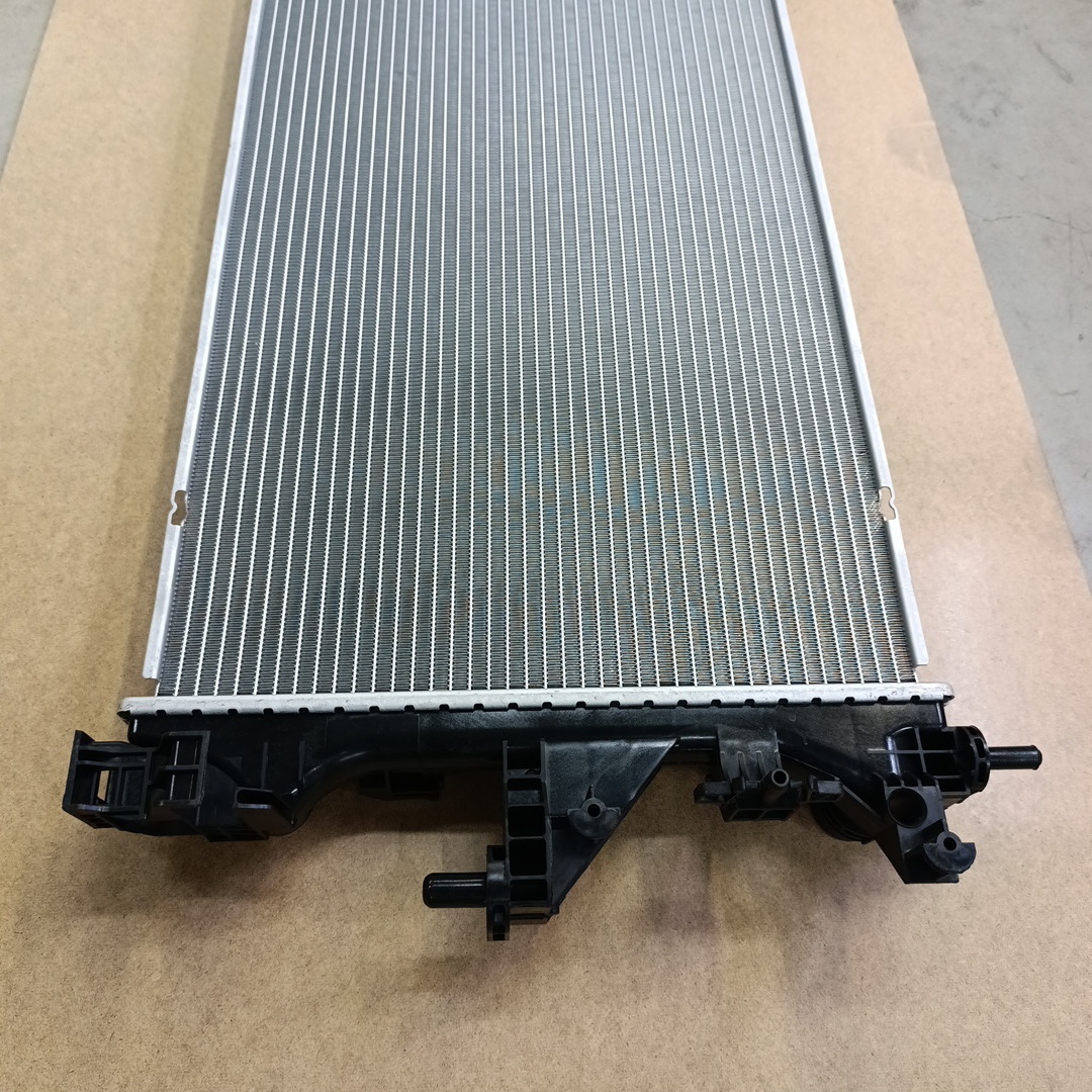Радиатор охлаждения (ДВС) основной Peugeot Boxer (Евро 6) 1613996380/1626264480 KALE - Миниатюра товара 5