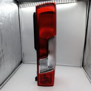 Фонарь задний Peugeot Boxer, Fiat Ducato 290 куз./ Фургон/ Правый (+ плата) (ORG PSA)