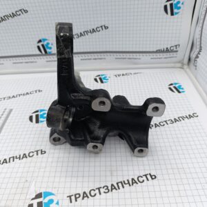 Поворотный кулак Sollers Atlant 2.7 (правый) (для с авто задними ДИСК.тормозами) ТЗ (ТрастЗапчасть)