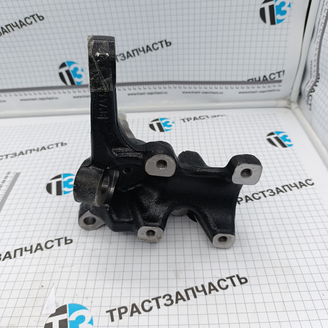 Поворотный кулак Sollers Atlant 2.7 (правый) (для с авто задними ДИСК.тормозами) ТЗ (ТрастЗапчасть)
