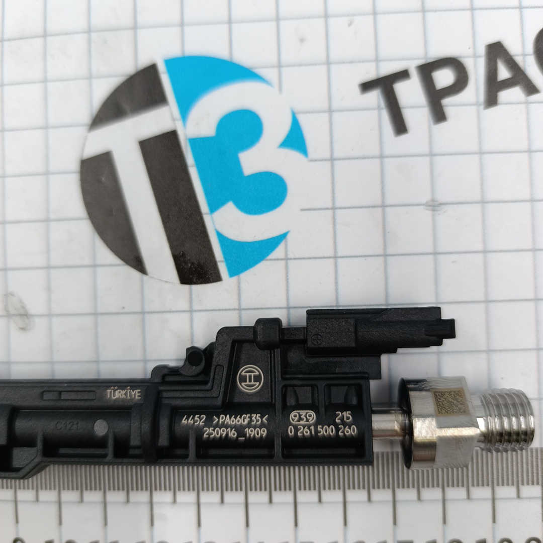 Форсунка топливная BMW 2.0-3.0 (N20 B20A, N55 B30 A) 13647645960/ 13648625397 BOSCH - Миниатюра товара 2