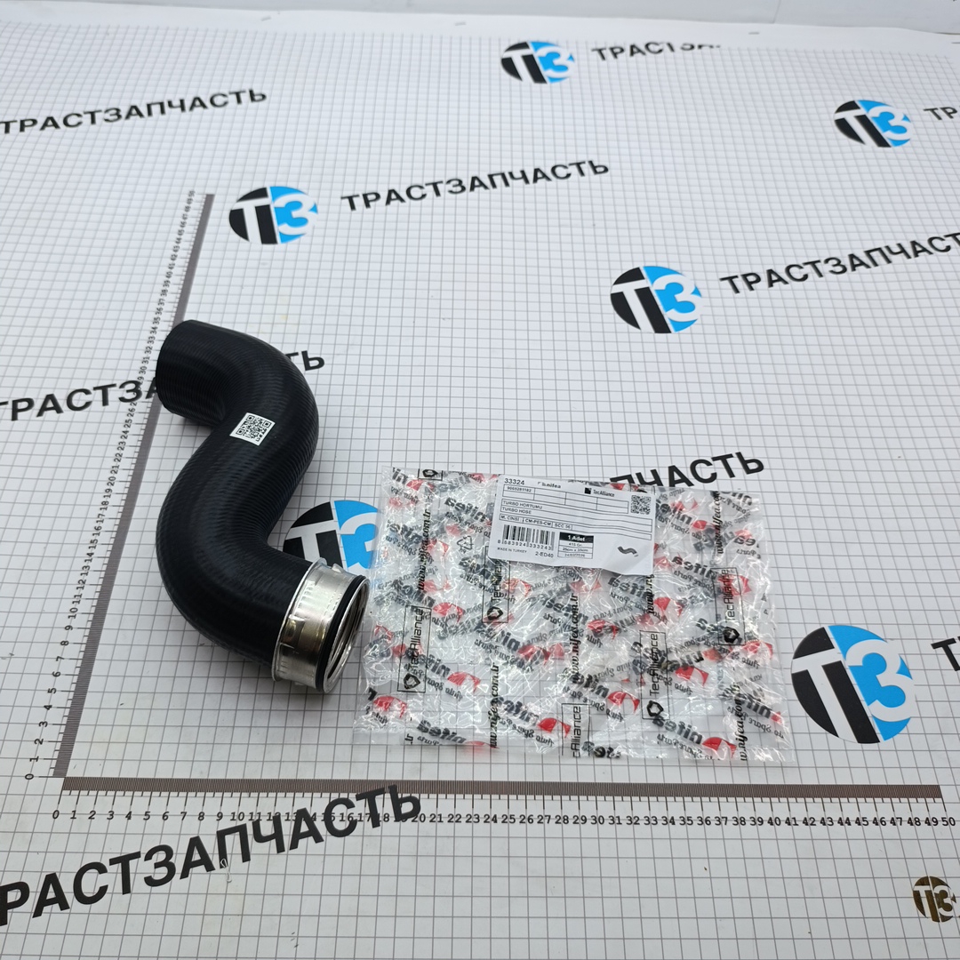 Патрубок интеркулера Mercedes Sprinter ОМ646 (правый) A9065281182 NIFEA