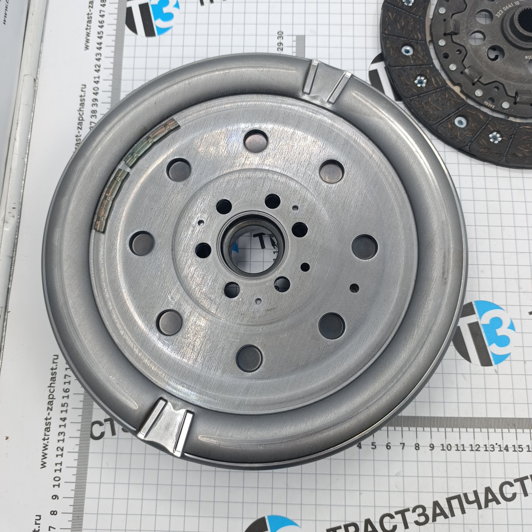 Сцепление Volkswagen Transporter , Multivan T5 1.9-2.0 (230 mm,c 2003 -2009г полн к-т ) LUK EUROPE - Миниатюра товара 5