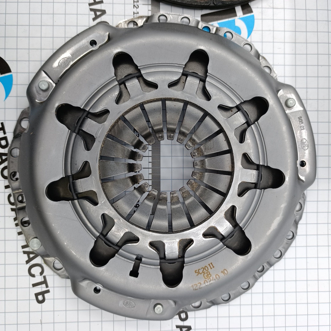 Сцепление (корзина+диск) Ford Focus 1.4/1.6/1.8 99-05 LUK EUROPE - Миниатюра товара 3