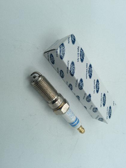 Свеча зажигания Ford Focus II/III, Mondeo, Mazda, Volvo C30, S40 II, V50(545) 1.6 Ford Otosan - Миниатюра товара 1