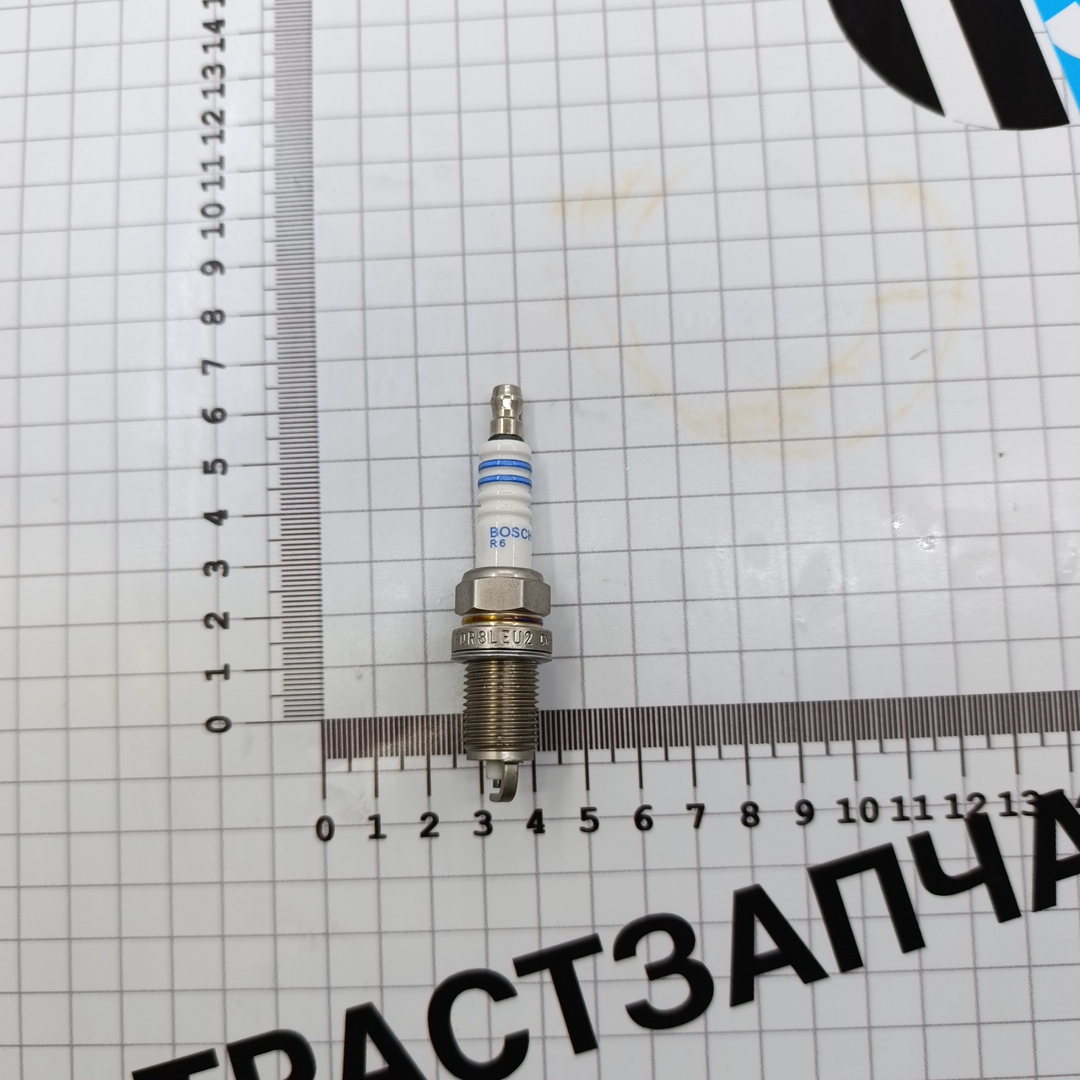 Свеча зажигания Opel Astra, Vectra C, Zafira A/B (95519058/55562534) BOSCH - Миниатюра товара 2
