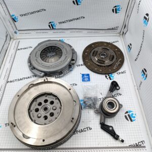 Сцепление Mercedes Sprinter OM651 (D=240 mm,сцепление+маховик+выжимной+болты) SACHS