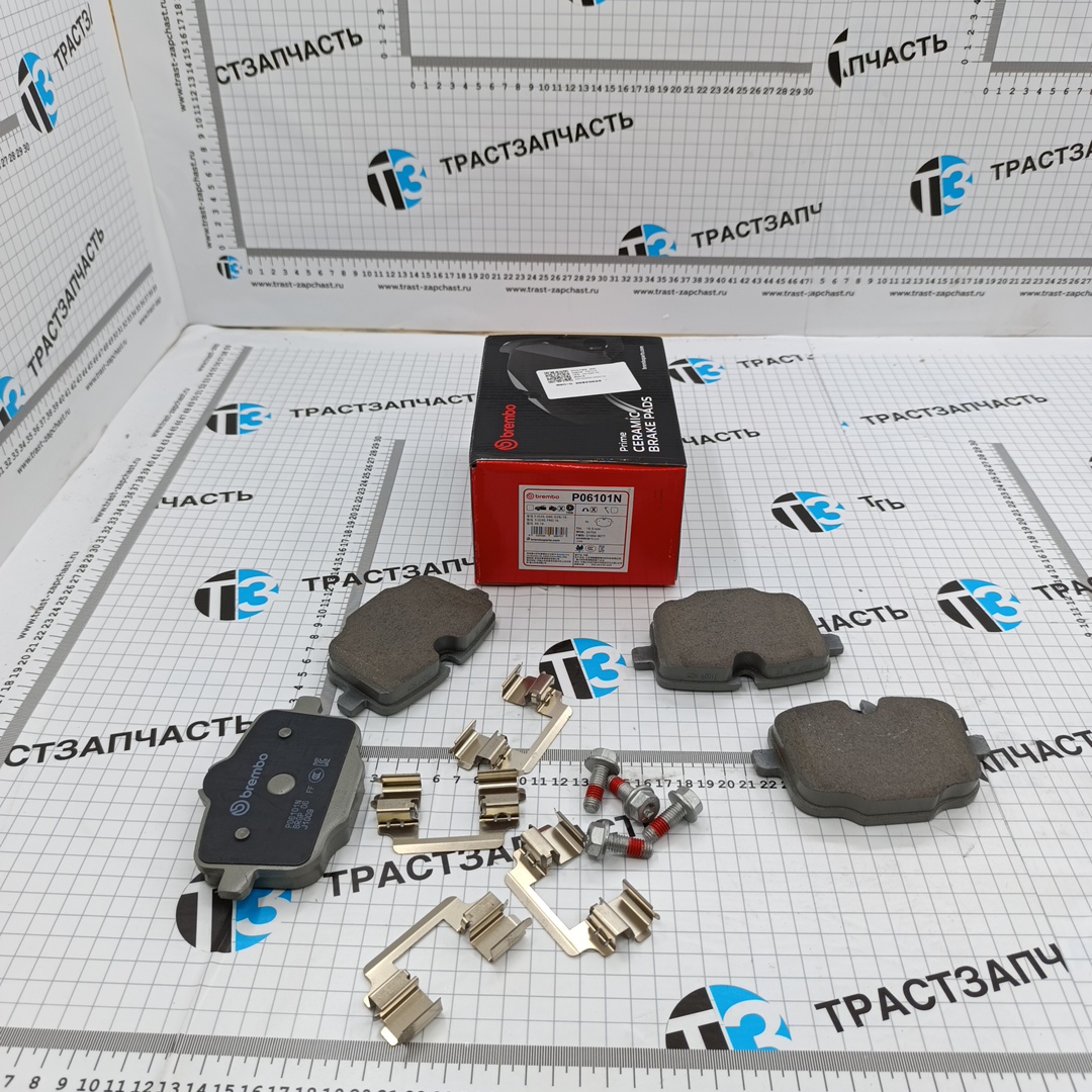 Тормозные колодки задние BMW 5(F10/F11/F90/G30), 6(F12/F13/F06), 7(G11/G12) 34216867175 BREMBO - Миниатюра товара 1