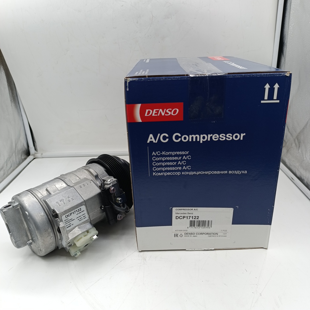 Компрессор кондиционера Mercedes Sprinter OM651 A0002344011 DENSO - Миниатюра товара 1