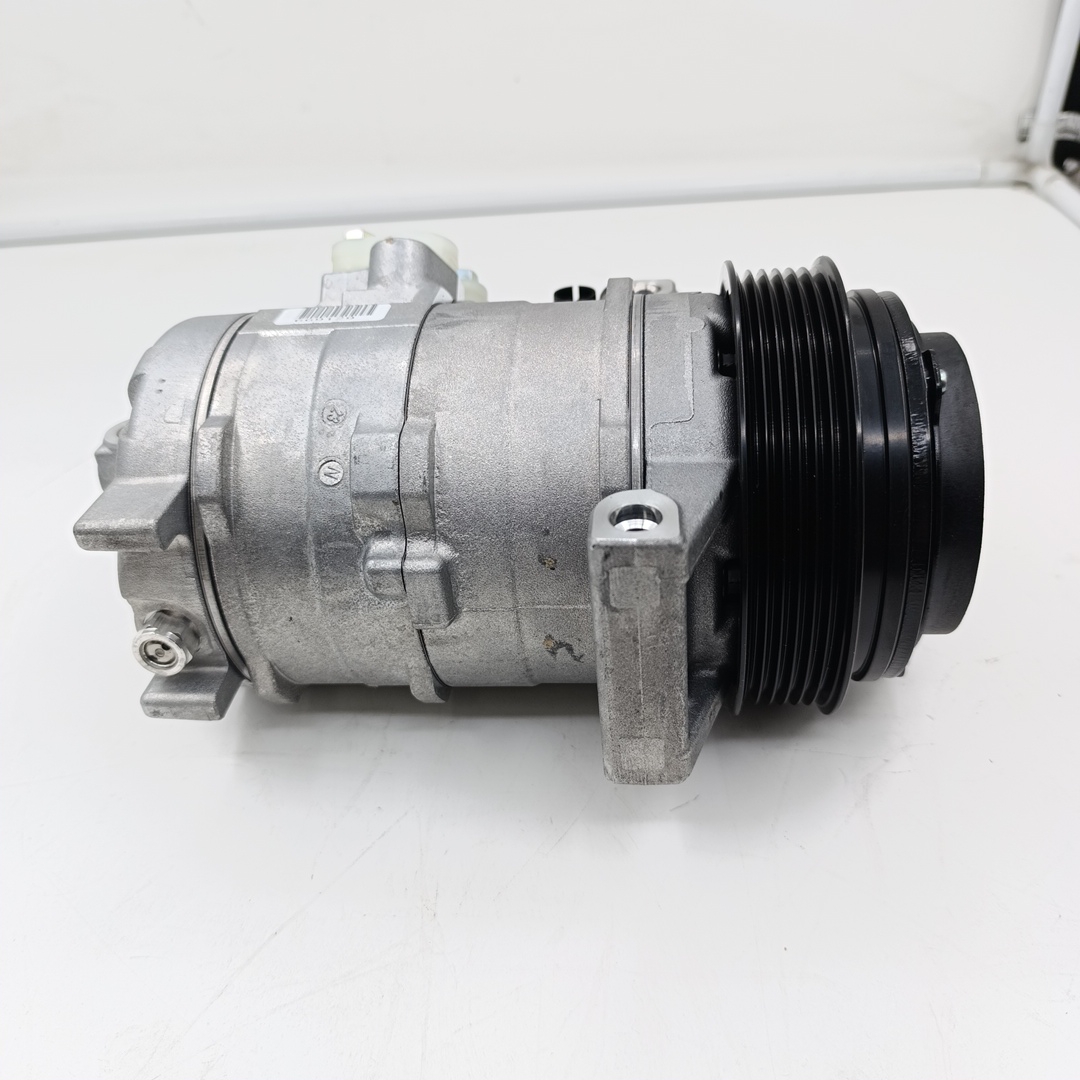 Компрессор кондиционера Mercedes Sprinter OM651 A0002344011 DENSO - Миниатюра товара 3