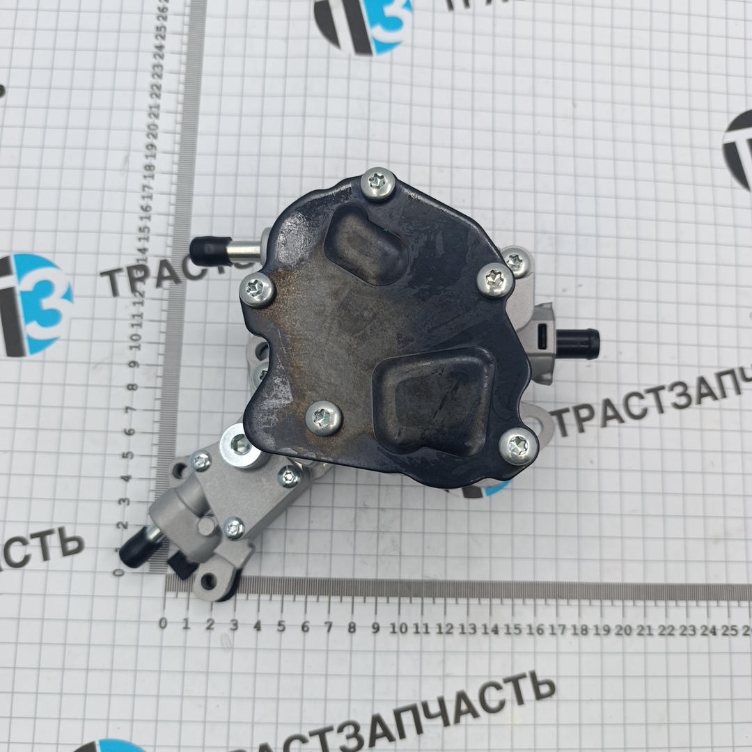 Насос вакуумный Volkswagen Transporter 1.9  (стар.номер 7.24807.19.0) PIERBURG - Миниатюра товара 4