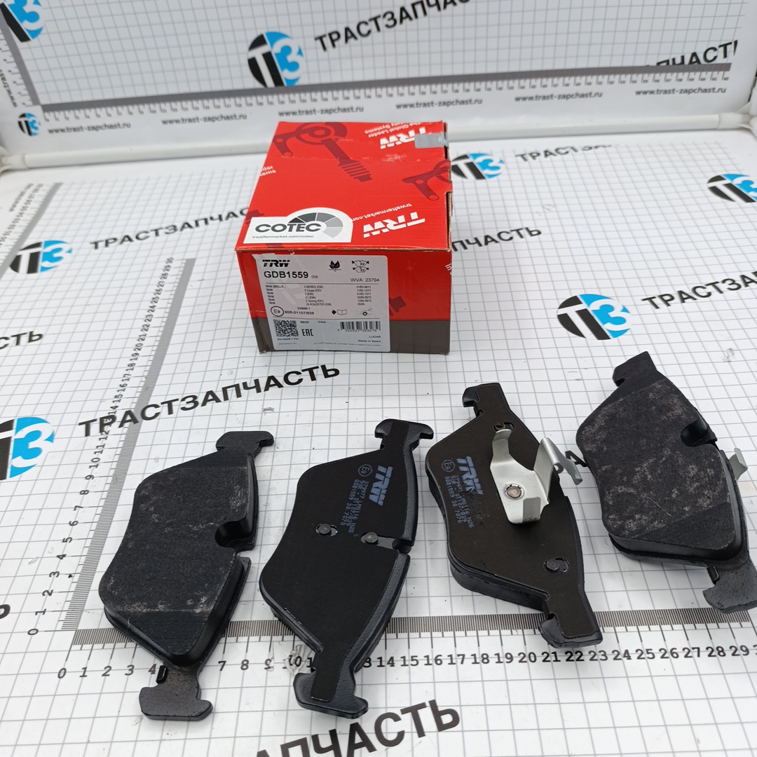 Тормозные колодки передние BMW E90/E60 1.8-3.0 TRW - Миниатюра товара 1