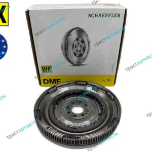 Маховик двухмассовый VAG DSG-7 (132 зуб,8 болт креп) Audi,Seat,Skoda, VW 1.8TFSI 06J105266G LUK EUR