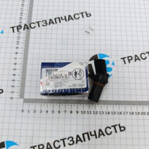 Датчик коленвала Sollers Atlant 2.7D-1.9D, Sollers Argo 2.0 1026110FA040/0281002315 BOSCH
