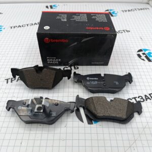 Тормозные колодки задние BMW 1(E81/E87/E82/E88), 3(E90/E91/E92), X1(E84) ( 34216774692 ) BREMBO