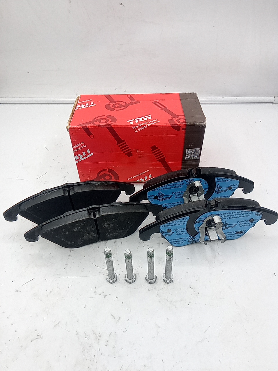 Тормозные колодки передние Mercedes W204/212 (A0074207520/A0004209004/GDB1737/P50069) TRW - Миниатюра товара 1